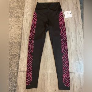 Beach Riot leggings